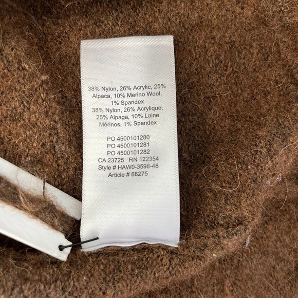 Aritzia Babaton Adichie Sweater - Picture 12 of 12